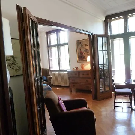 Apartamento Parliament Park *